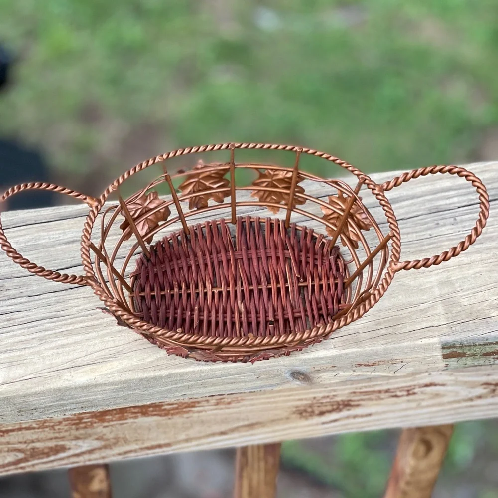 Oval Copper Wire Basket With Wicker Base Fall Decor‎